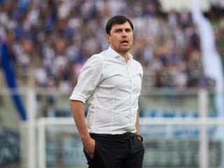 Αρχεντίνος Τζούνιορς - Ταγέρες