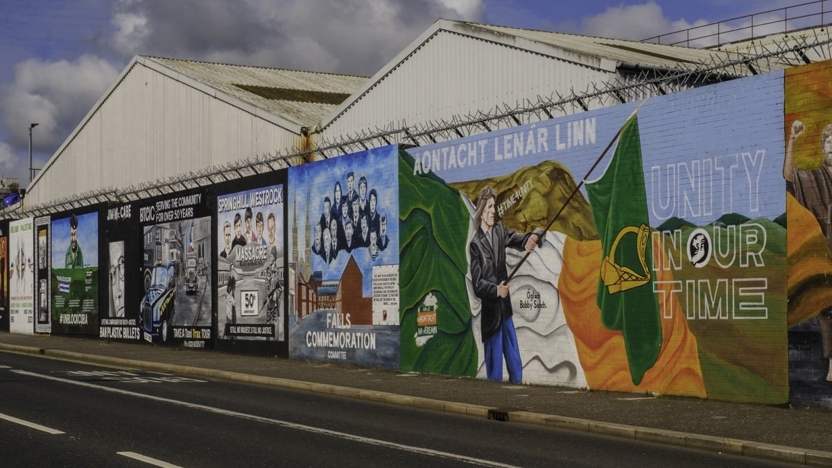 Προγνωστικά Λαρν - Σάμροκ Ρόβερς: Φωτιά(ς) στα χαρακώματα