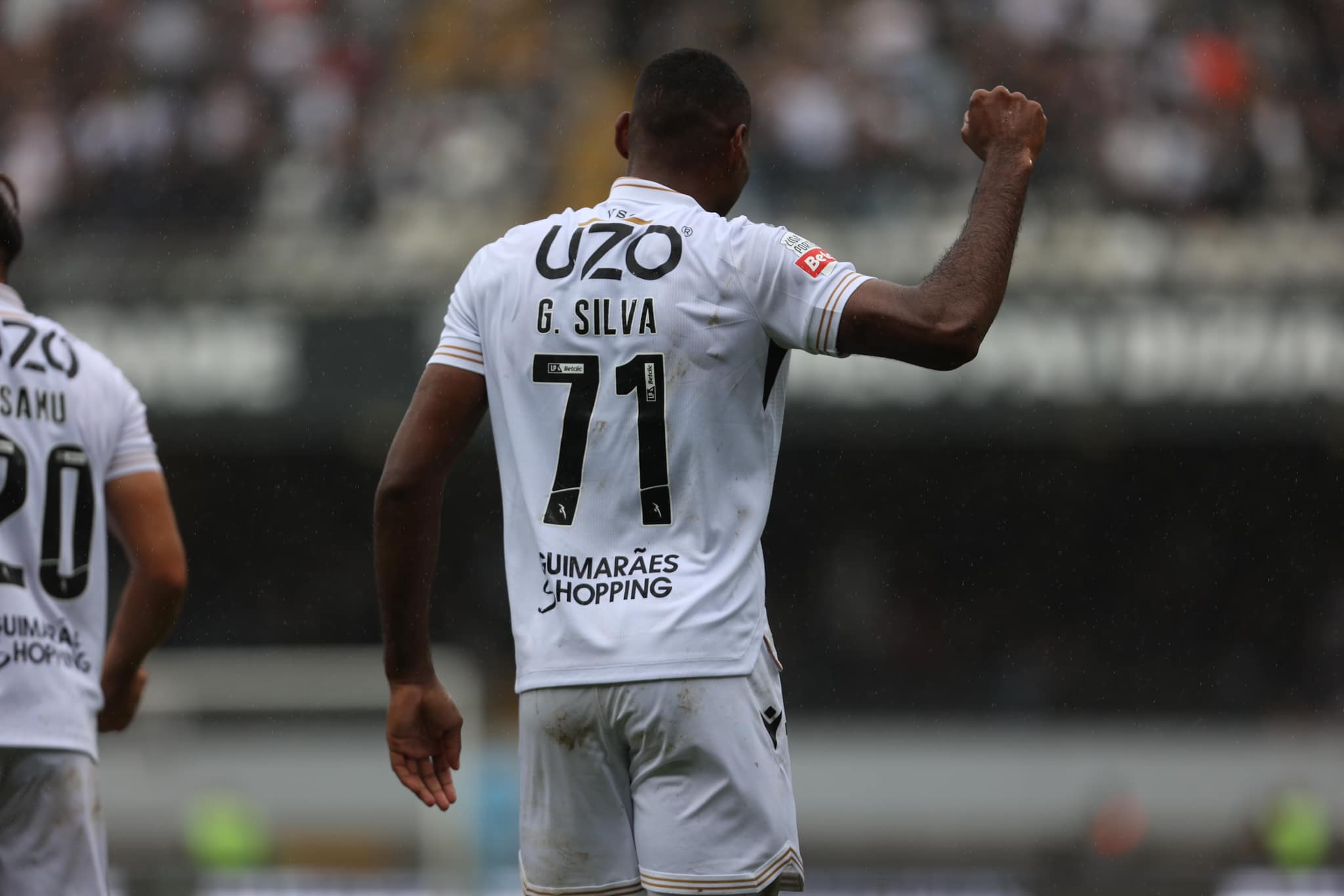 pasos-fereira-gkimaraes-191024