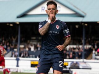 Λίβινγκστον - Ρέιθ Ρόβερς