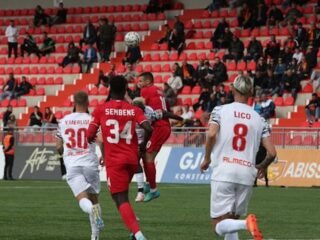 Σκεντερμπέου - Παρτιζάνι