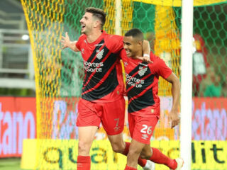 Ατλέτικο Παραναένσε - Βιτόρια Μπαΐα