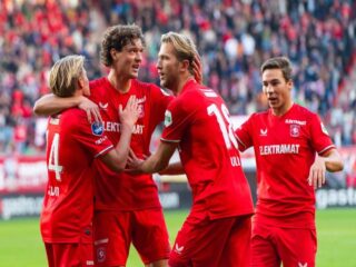 Φορτούνα Σιτάρντ - Τβέντε