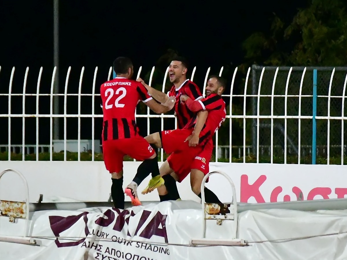 panaxaiki-aigaleo-151124