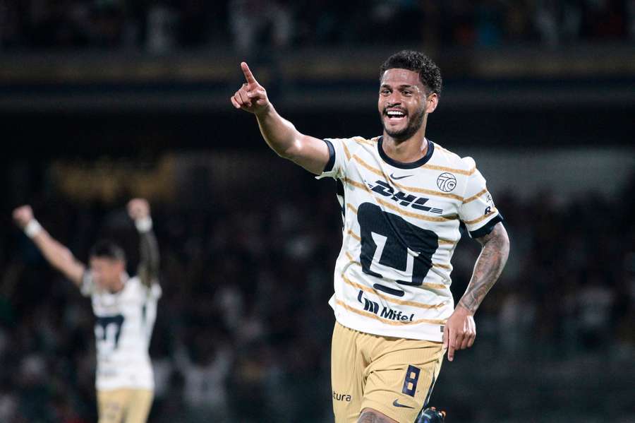 poymas-santos-lagkoyna-170425