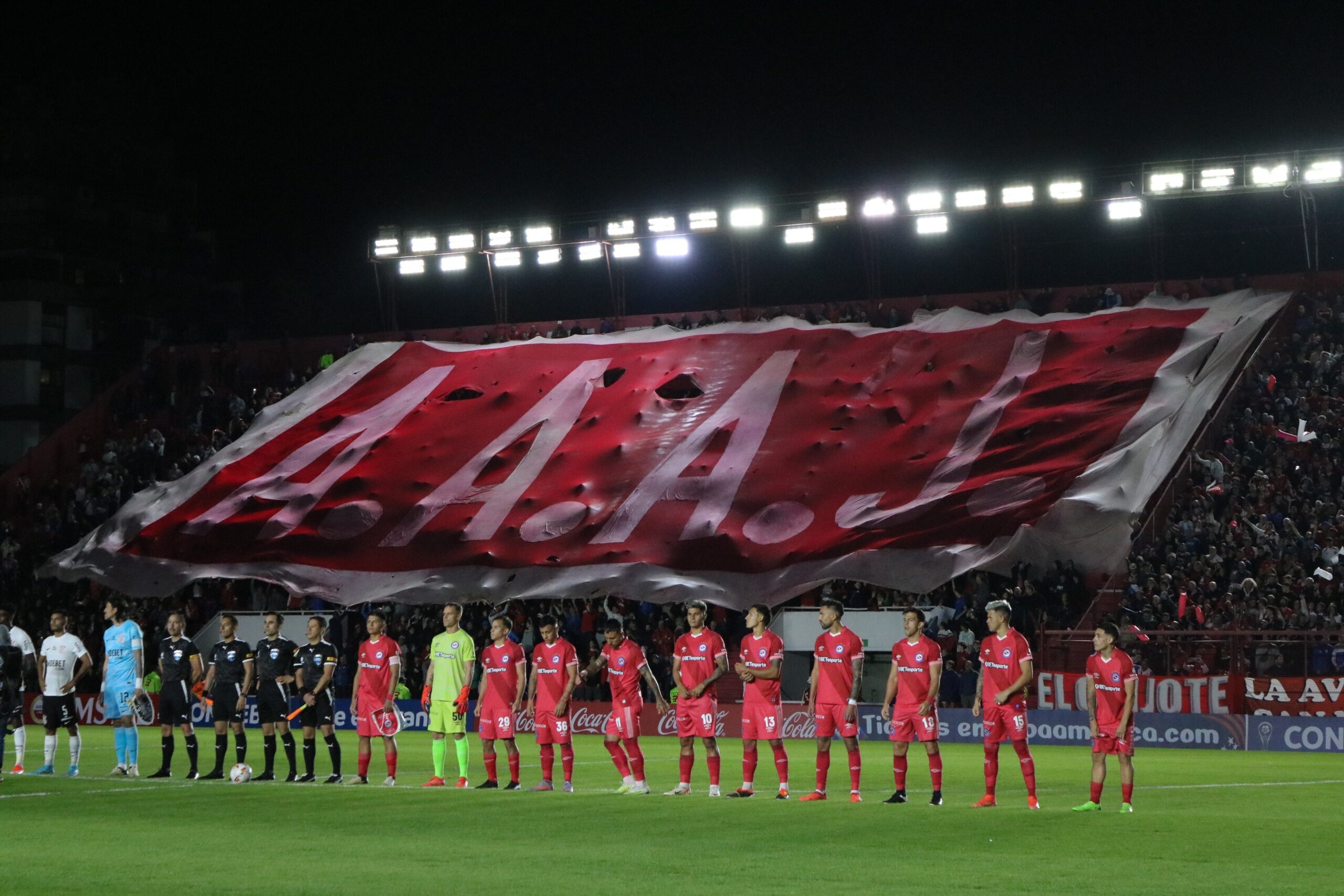 arxentinos-tzoyniors-mpanfilnt-121124