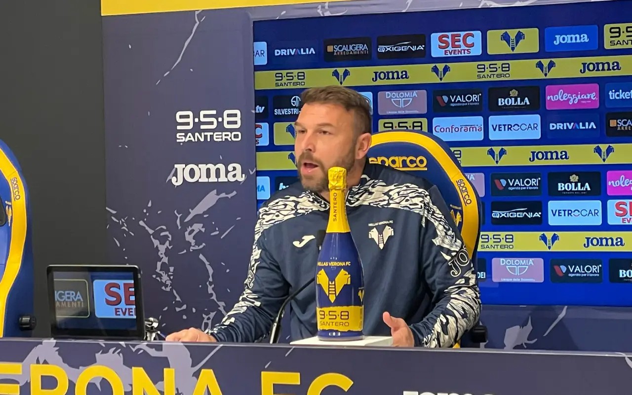 «Δείξτε τα»!