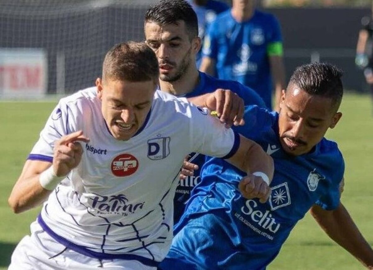 ntinamo-tiranon-teoyta-301124