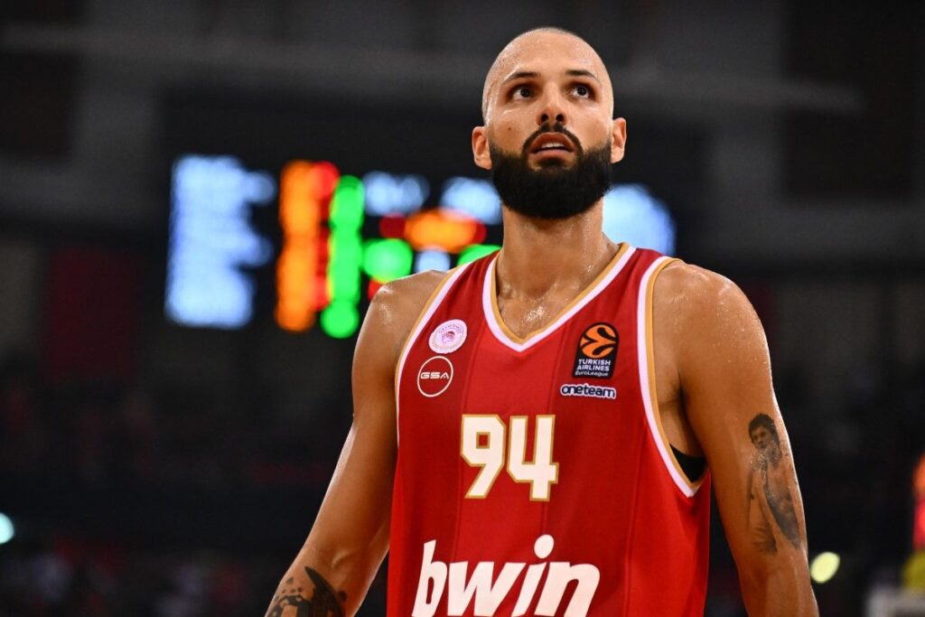 Αρμάνι - Ολυμπιακός Live Streaming (26/12)