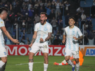 Χιμνάσια Λα Πλάτα - Ατλέτικο Τουκουμάν