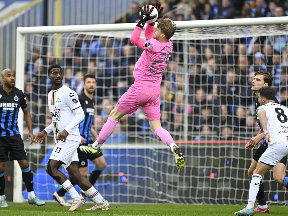 leoyven-klamp-mpriz-021124