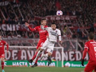 Νιούελς Ολντ Μπόις - Ιντεπεντιέντε