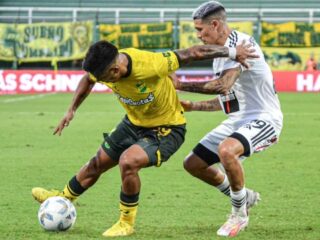 Ντεφένσα Χουστίσια - Ντεπορτίβο Ριέστρα