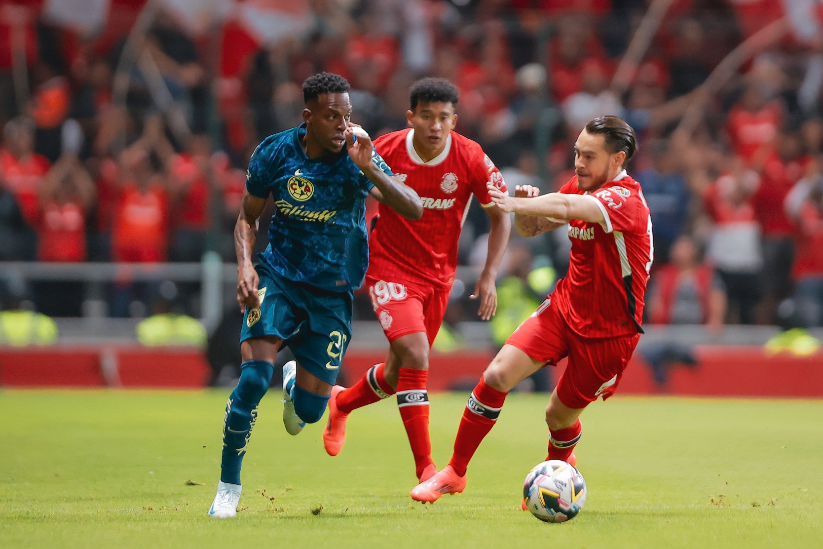 klamp-amerika-toloyka-281124