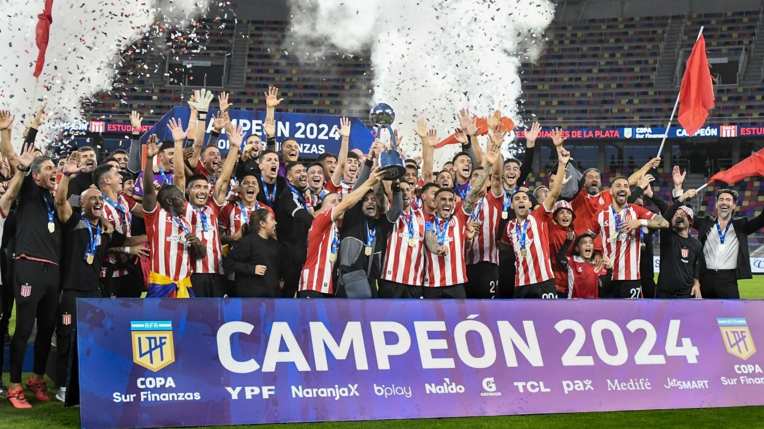 velez-sarsfilnt-estoydiantes-221224