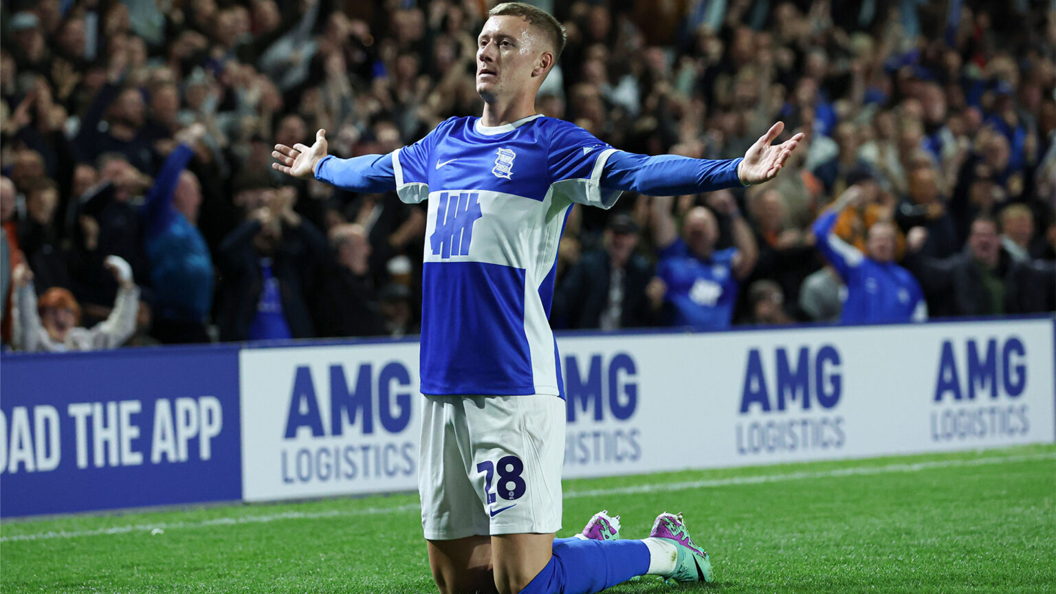 Τρίποντο πρωτιάς με Στάνσφιλντ για την Μπέρμιγχαμ