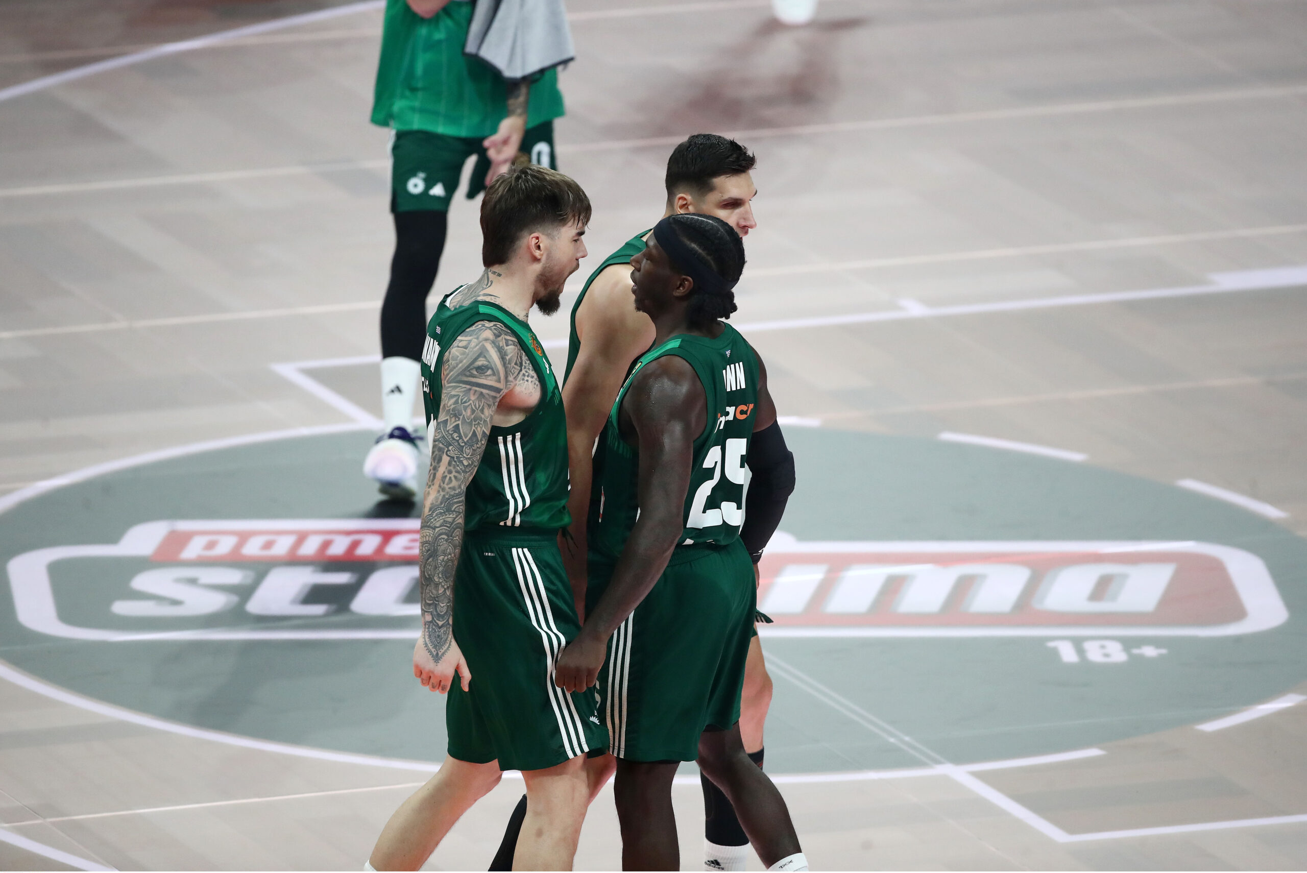 Novibet: Ομπράντοβιτς εναντίον Αταμάν με ειδικά στοιχήματα και ενισχυμένες αποδόσεις!