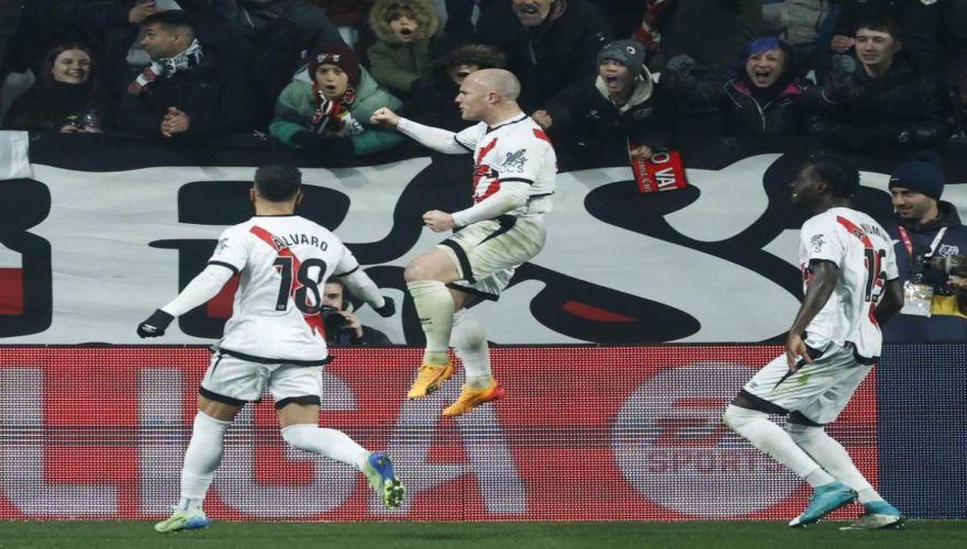 Σε «Αγιά-Σοφιά» και «Θεράμικα»