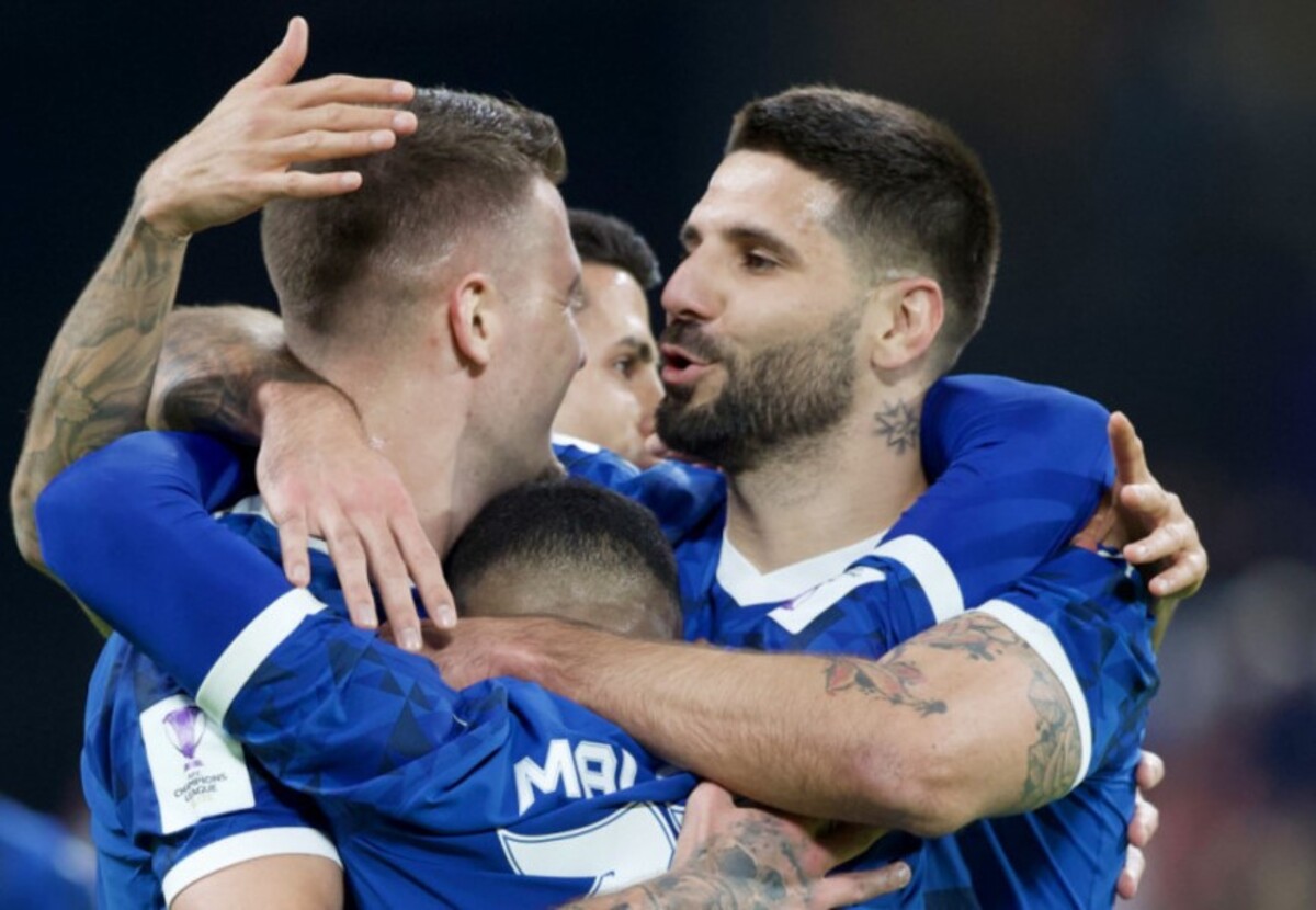 al-xilal-al-raent-071224