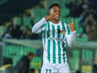 Εστρέλα Αμαδόρα - Ρίο Άβε