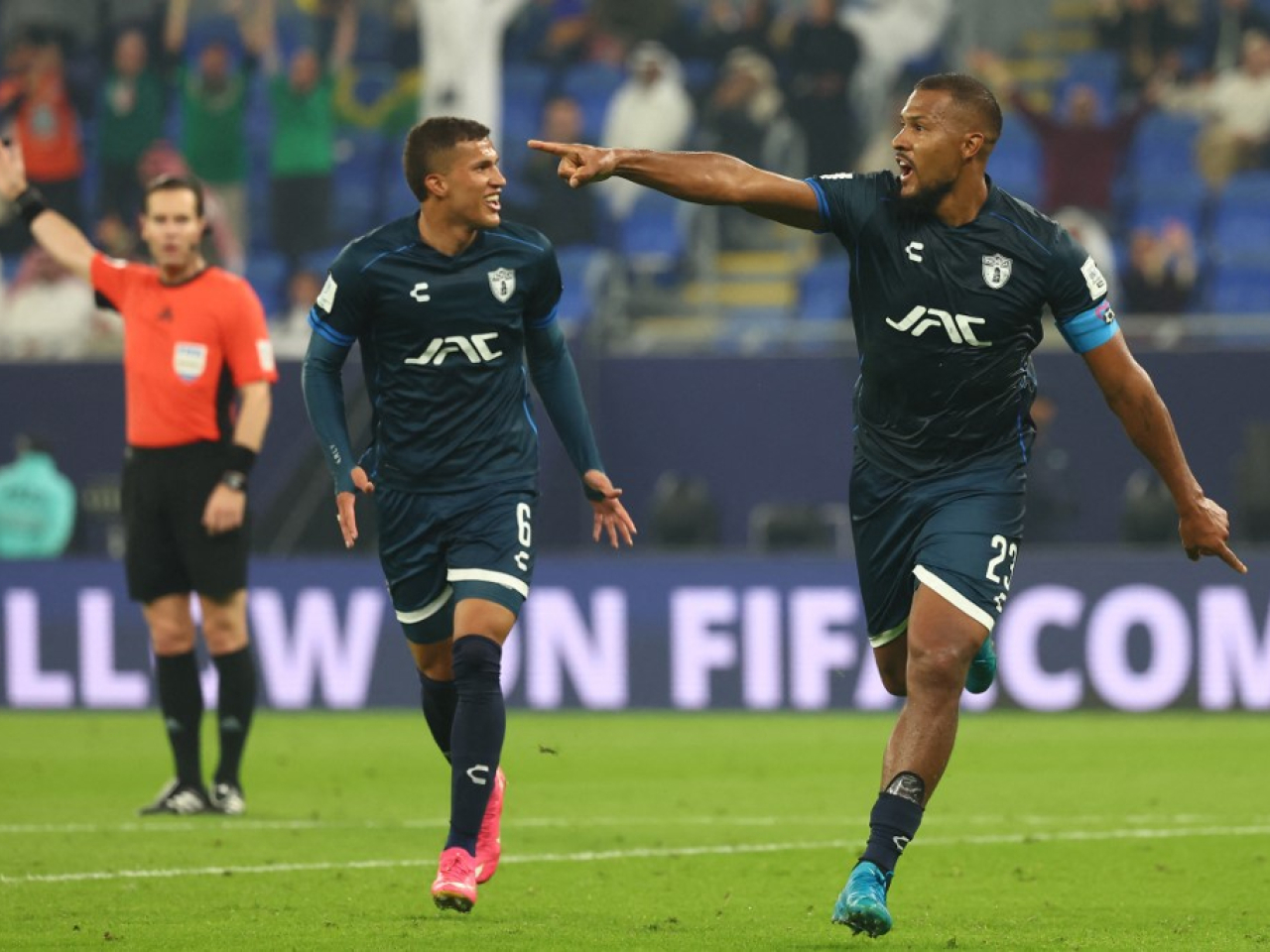 patsoyka-al-axli-141224