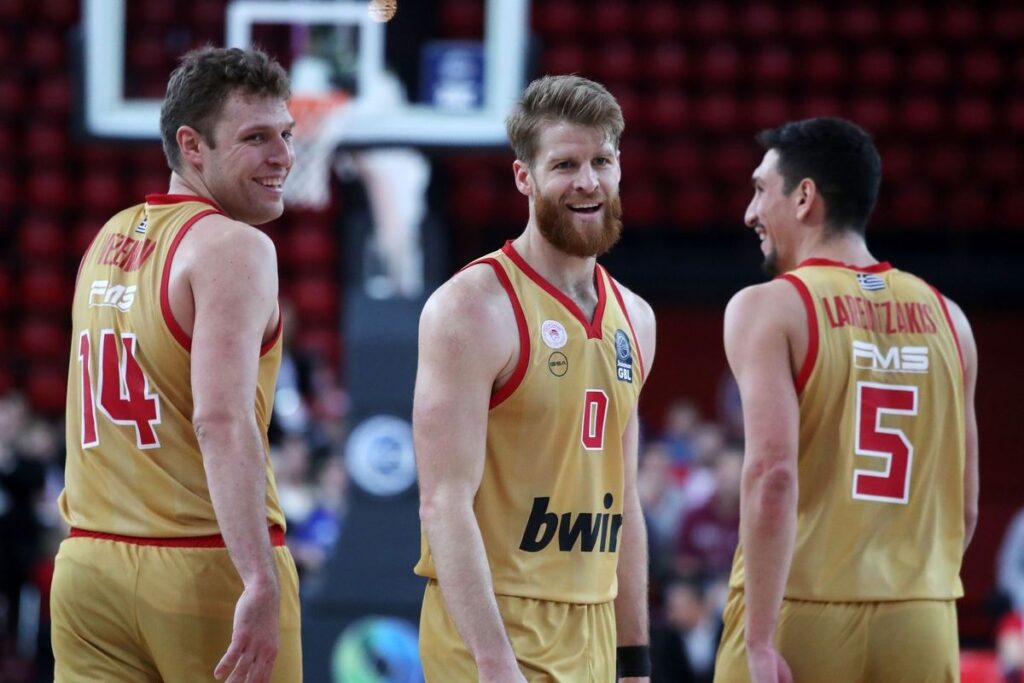 Ερυθρός Αστέρας - Ολυμπιακός Live Streaming (13/12)