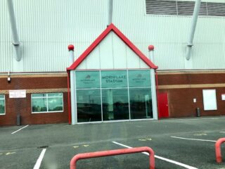 Κρου - AFC Γουίμπλεντον