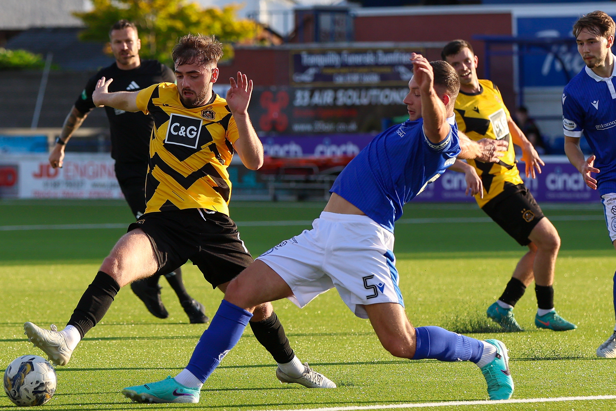 ntamparton-erntri-gioyn-180125