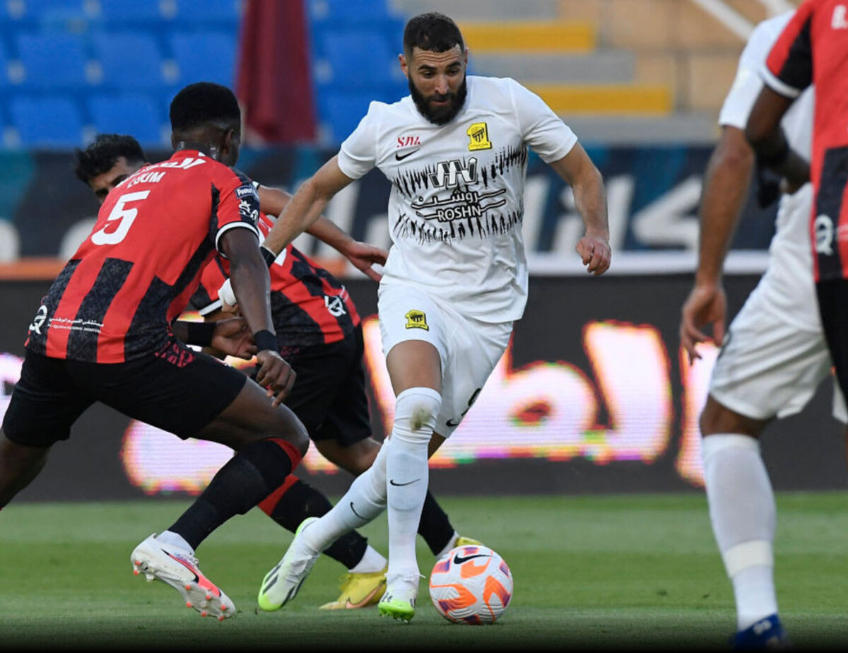 al-itixant-al-raent-160125