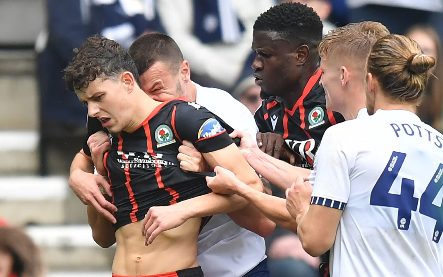 Το σημάδι στο λαιμό σου