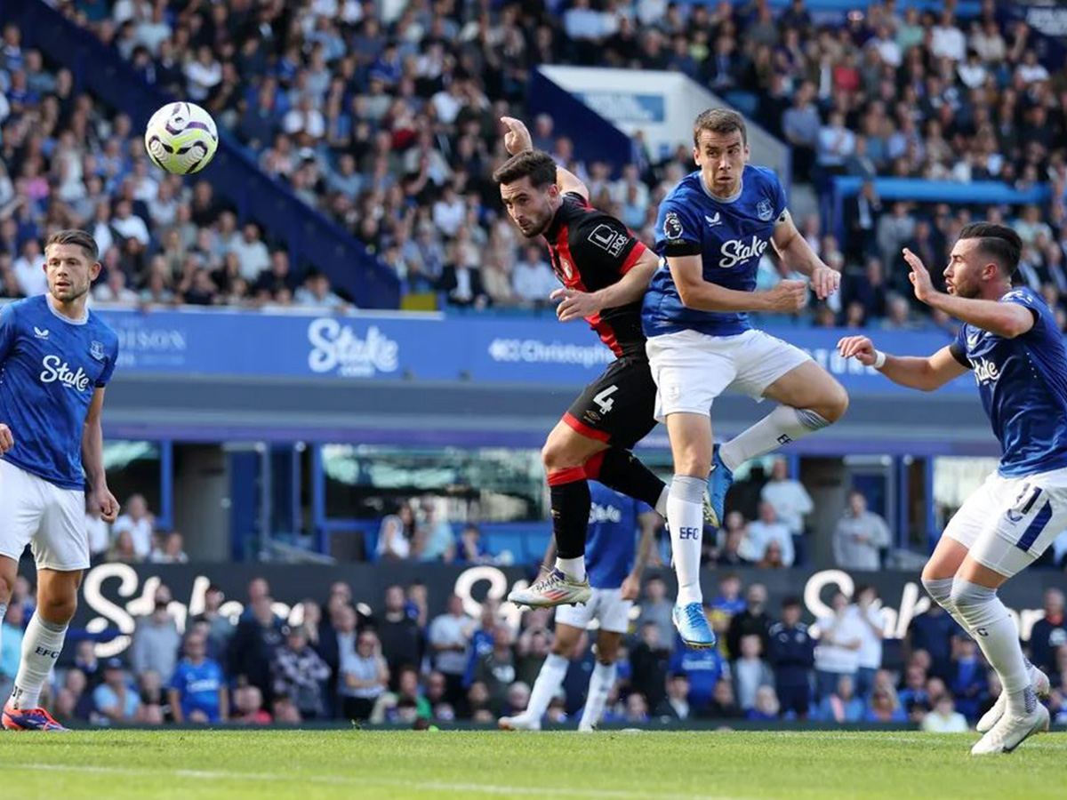 mpornmoyth-everton-040125