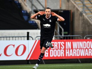 Ρέιθ Ρόβερς - Φόλκερκ