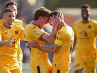 Κουίνς Παρκ - Λίβινγκστον