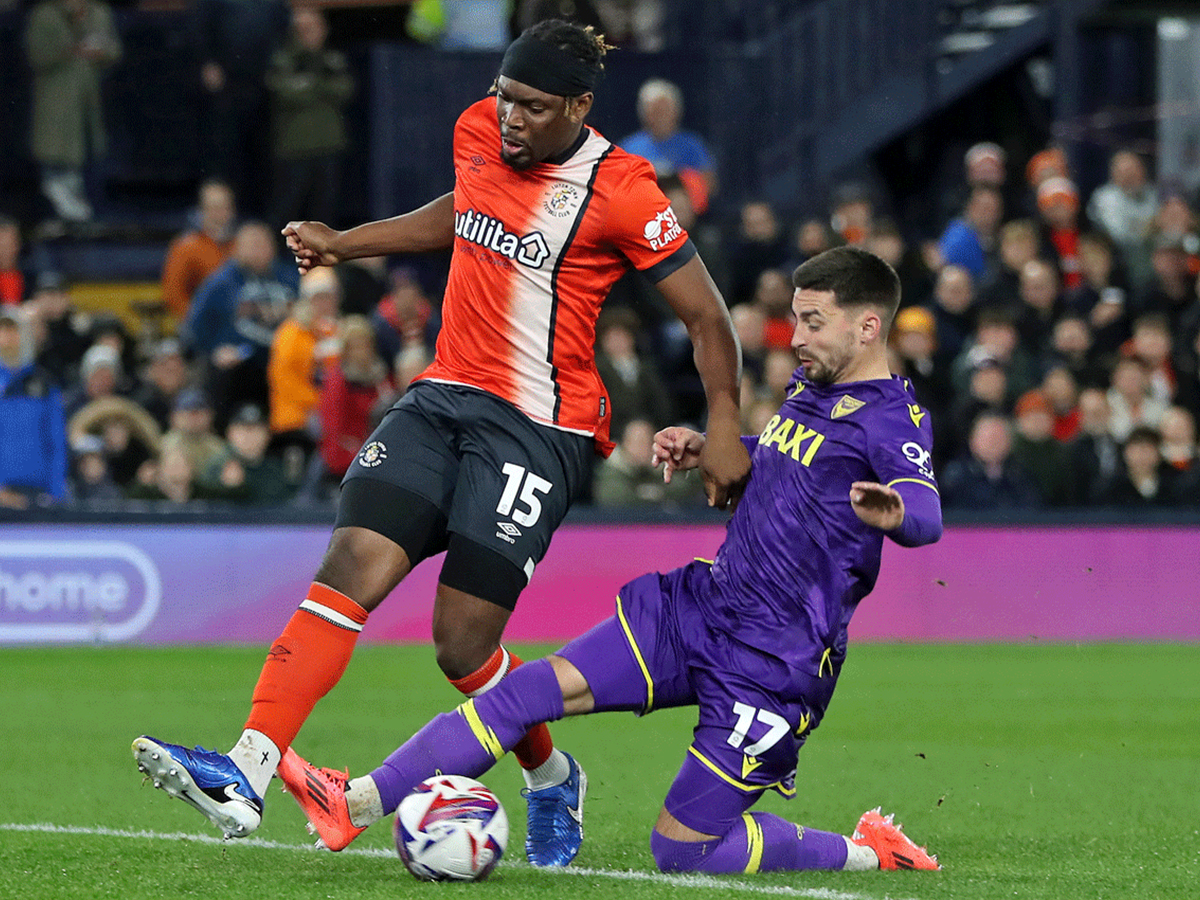 oksfornt-loyton-210125