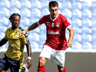 Σάντα Κλάρα - Εστορίλ