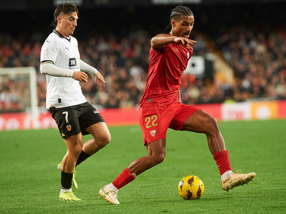 sevilli-valenthia-110125