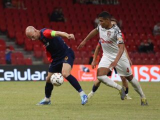 Σκεντερμπέου - Βλάζνια