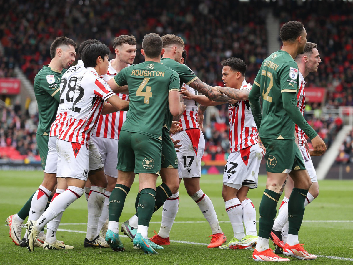 stooyk-plimoyth-040125