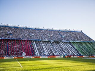 Βελέζ Σάρσφιλντ - Πλατένσε