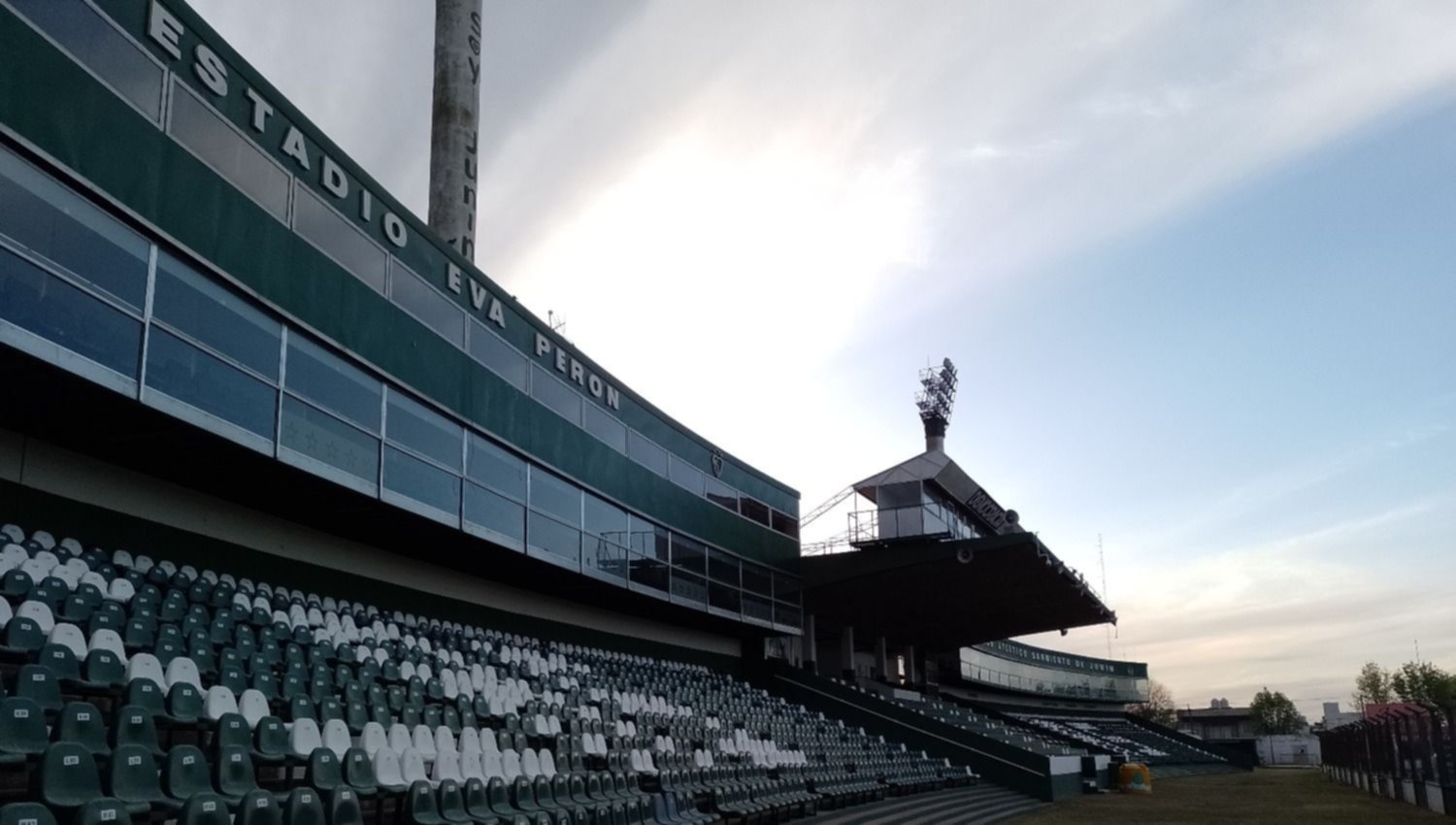 sarmiento-nteportivo-riestra-170225