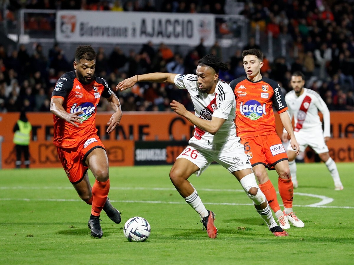 Αζαξιό - Λαβάλ προγνωστικά Γαλλίας