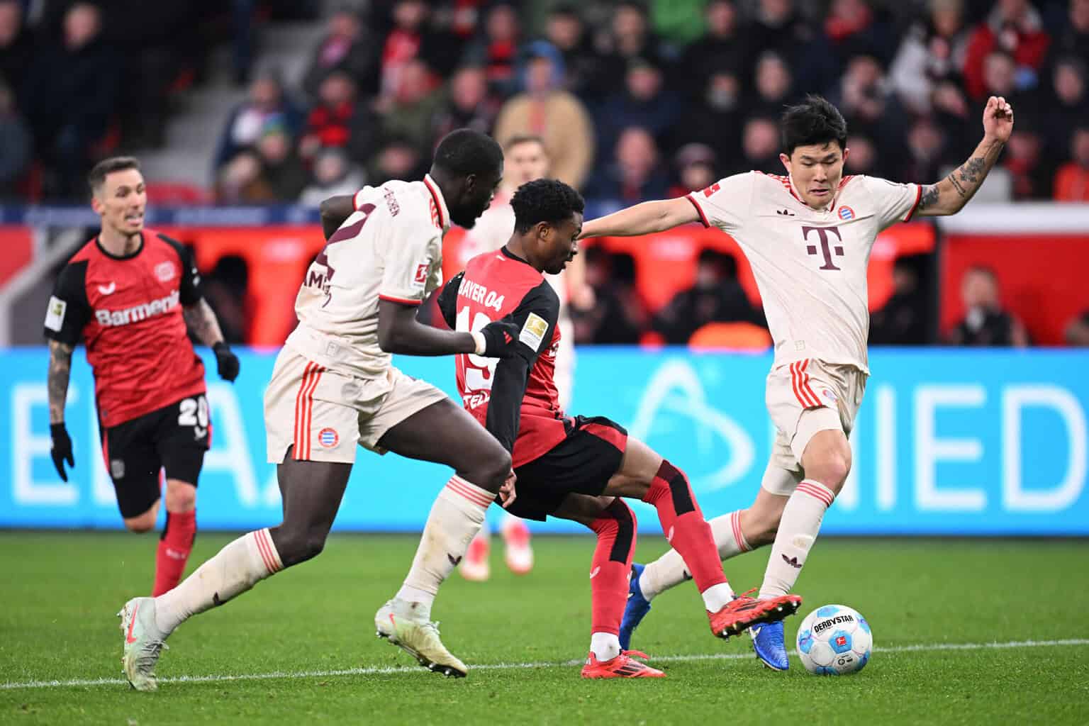 Λεβερκούζεν, κάνε παιχνίδι