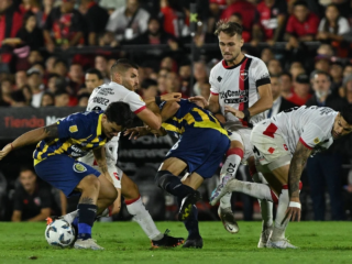 Νιούελς Ολντ Μπόις - Ροζάριο Σεντράλ