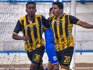 Δε Στρόνγκεστ - Μπαΐα