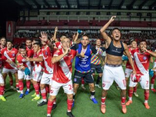 Αρχεντίνος Τζούνιορς - Ιντεπεντιέντε Ριβαδάβια