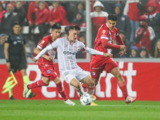 Ουνιόν - Αρχεντίνος Τζούνιορς