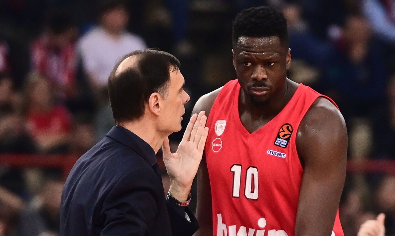 Ναν και Φαλ βγαίνουν μπροστά