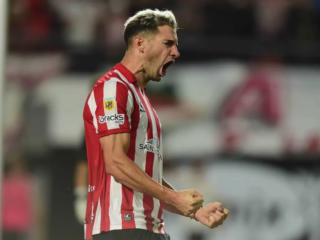 Αλντοσίβι - Εστουδιάντες