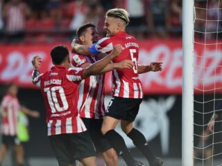 Εστουδιάντες - Μπάνφιλντ