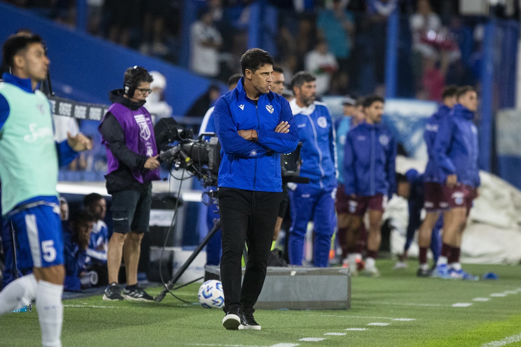 lanoys-velez-sarsfilnt-220225